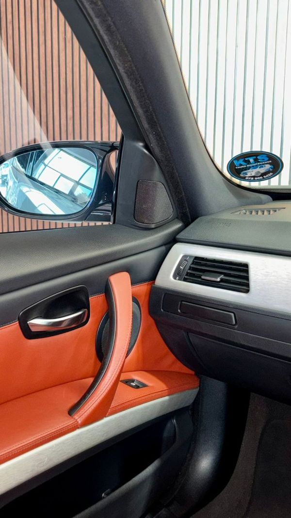 2008-BMW-M3-E90 image:10