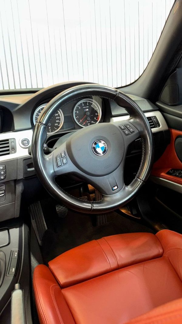 2008-BMW-M3-E90 image:8