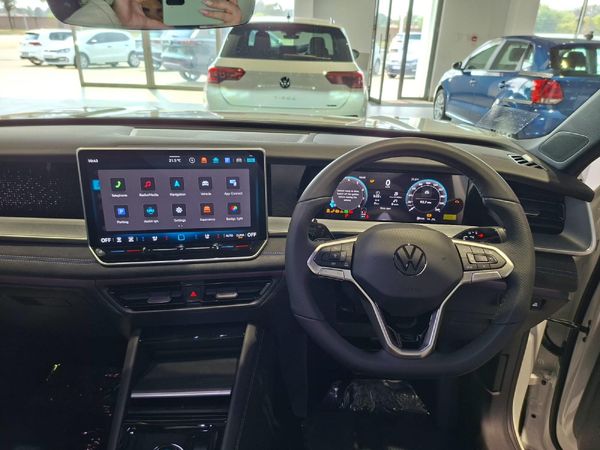 2026-Volkswagen-Tayron-14TSI-R-Line-DSG-Auto-110kw image:14