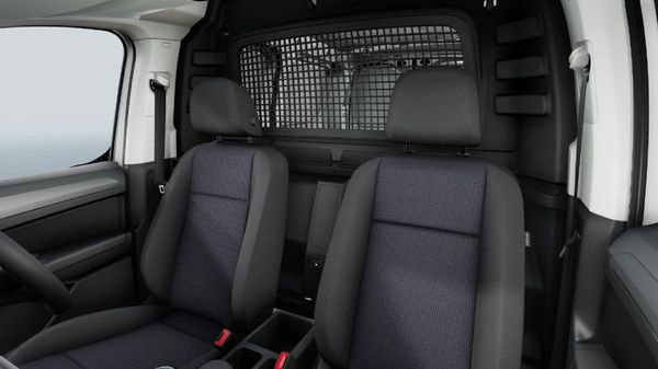 2026-Volkswagen-Caddy-Cargo-20-TDI-75kw-FC-PV image:12
