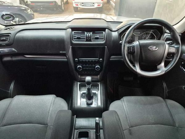 2021-Mahindra-Pik-Up-22-mHawk-S11-Auto-Double-Cab image:5