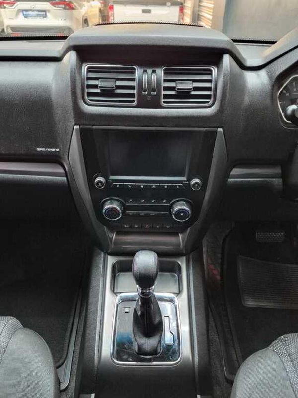 2021-Mahindra-Pik-Up-22-mHawk-S11-Auto-Double-Cab image:8