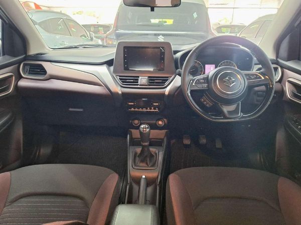2025-Suzuki-Fronx-15-GL image:9