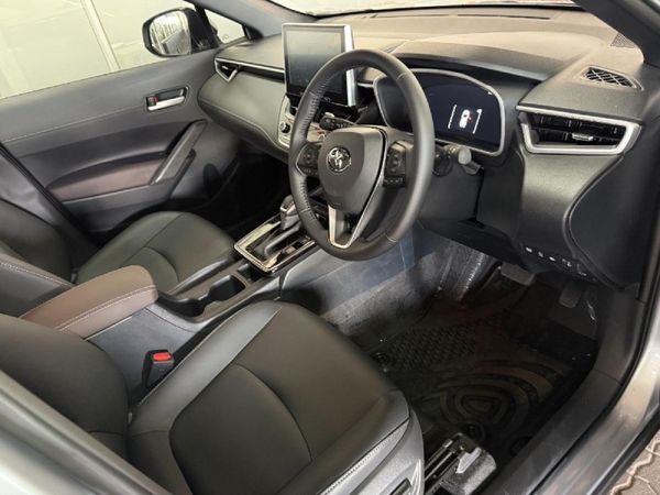 2026-Toyota-Corolla-Cross-18-XR image:9