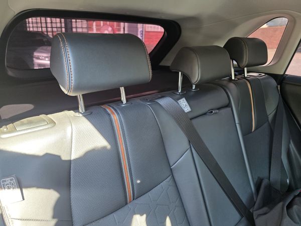 2025-Toyota-RAV4-25-pHev-Auto-e-Four image:7