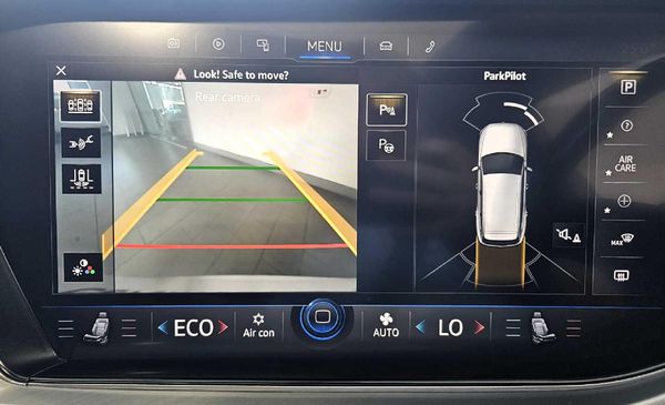 2018-Volkswagen-Touareg-30-TDI-V6-Executive image:13