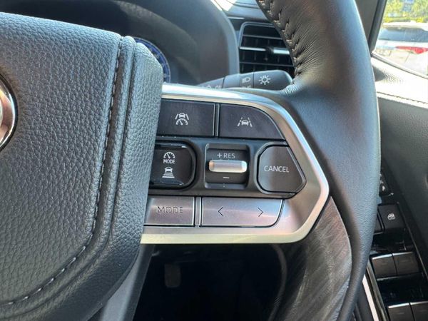 2025-Toyota-Land-Cruiser-300-V6-33D-GR-S image:14