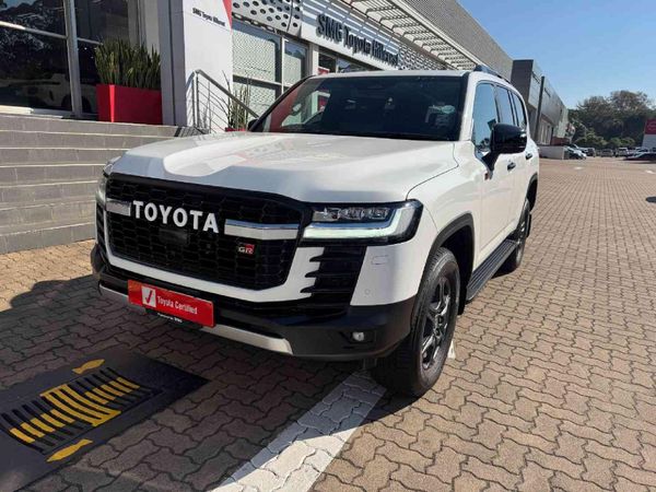 2025-Toyota-Land-Cruiser-300-V6-33D-GR-S image:28