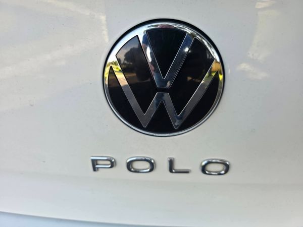 2022-Volkswagen-Polo-10-TSI-Life-Auto-DSG image:5