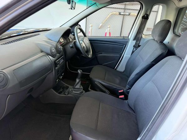 2023-Nissan-NP200-16-AC-Safety-Pack image:19