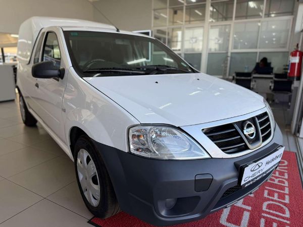 2023-Nissan-NP200-16-AC-Safety-Pack image:5