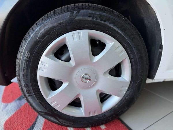 2023-Nissan-NP200-16-AC-Safety-Pack image:8