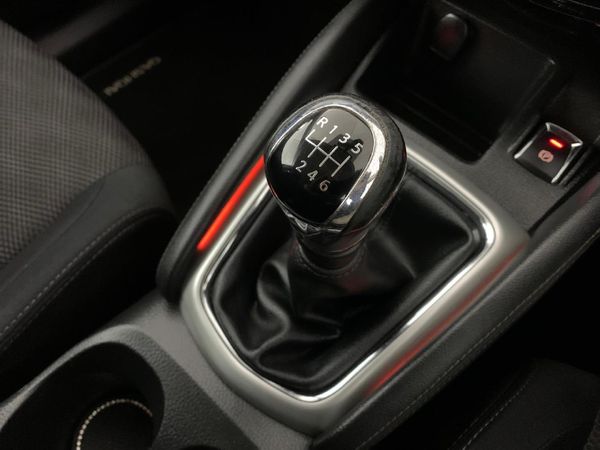 2018-Nissan-Qashqai-15-dCi-Acenta-Tech image:9