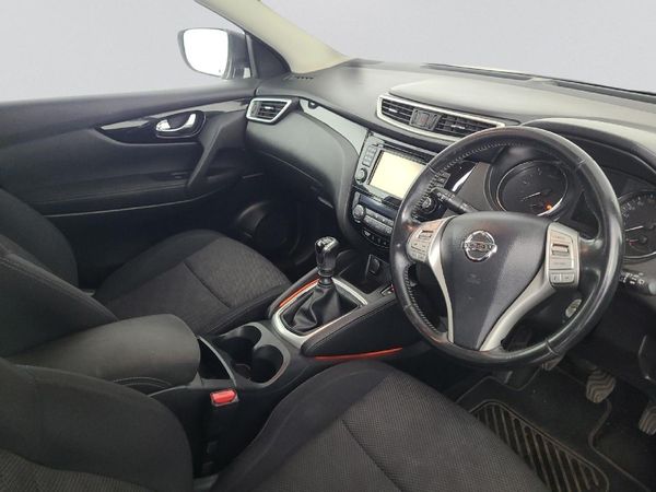 2018-Nissan-Qashqai-15-dCi-Acenta-Tech image:4