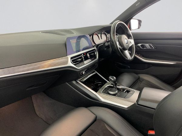 2021-BMW-3-Series-318i-M-Sport image:16