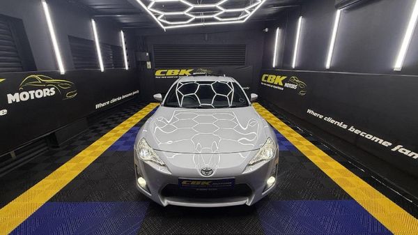 2012-Toyota-86-20 image:1
