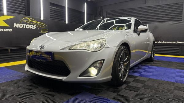 2012-Toyota-86-20 image:2