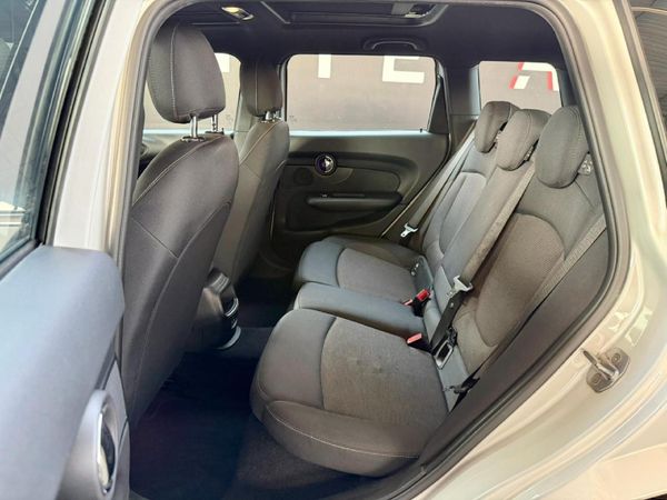 2019-MINI-Clubman-Cooper-Auto image:15