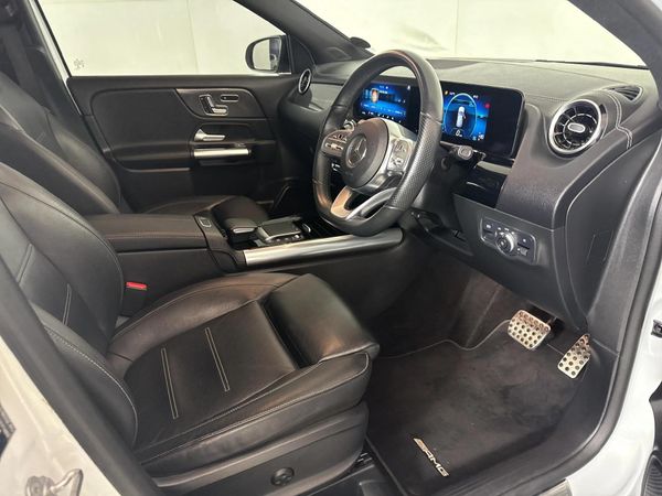 2020-Mercedes-Benz-GLA-200d-Auto image:9