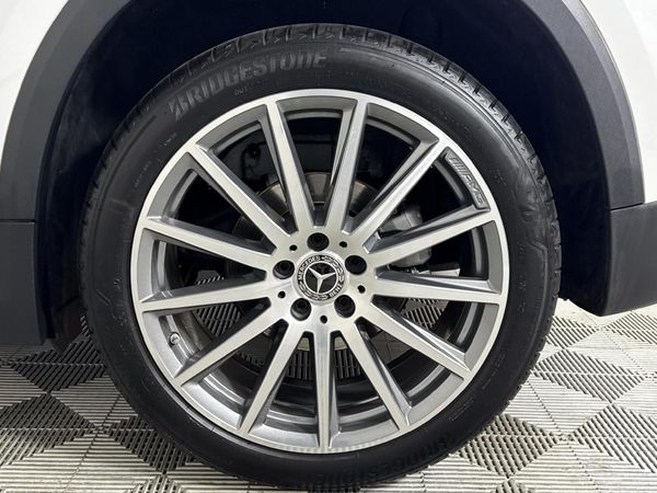 2020-Mercedes-Benz-GLA-200d-Auto image:6