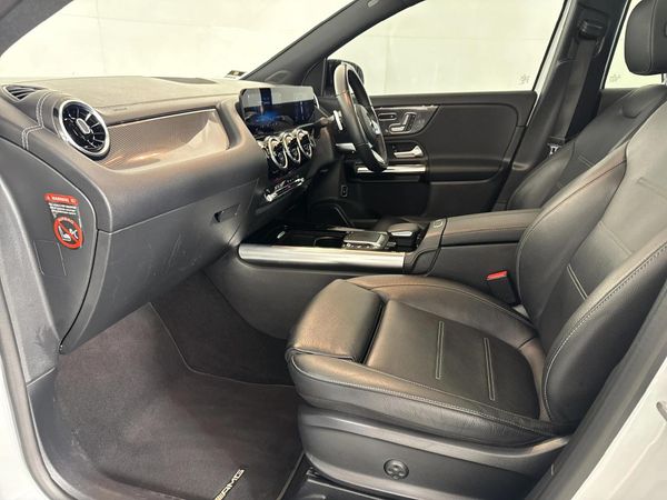 2020-Mercedes-Benz-GLA-200d-Auto image:8