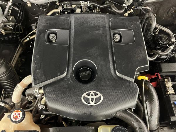 2019-Toyota-Hilux-28-GD-6-Raised-Body-Raider-Auto-Extended-Cab image:11