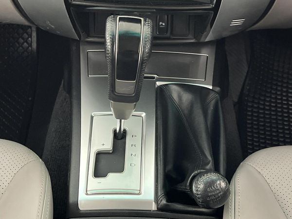 2009-Mitsubishi-Pajero-Sport-32-DI-D-GLS-Auto image:10