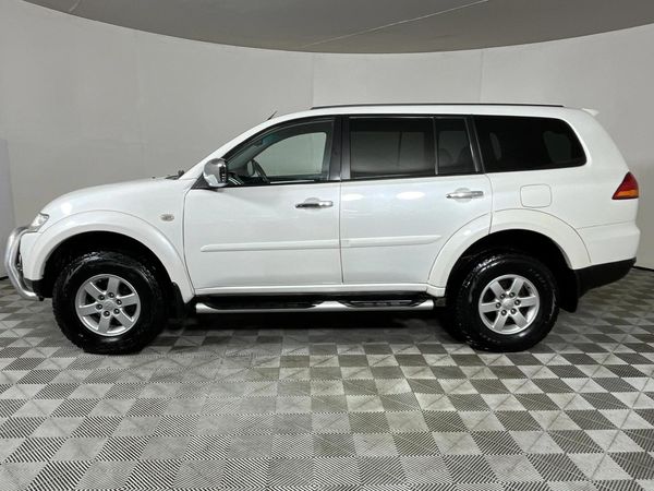 2009-Mitsubishi-Pajero-Sport-32-DI-D-GLS-Auto image:18