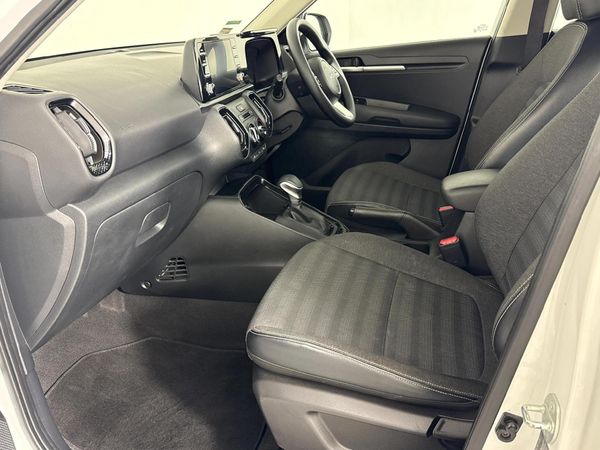 2023-Kia-Sonet-15-LX-CVT image:8