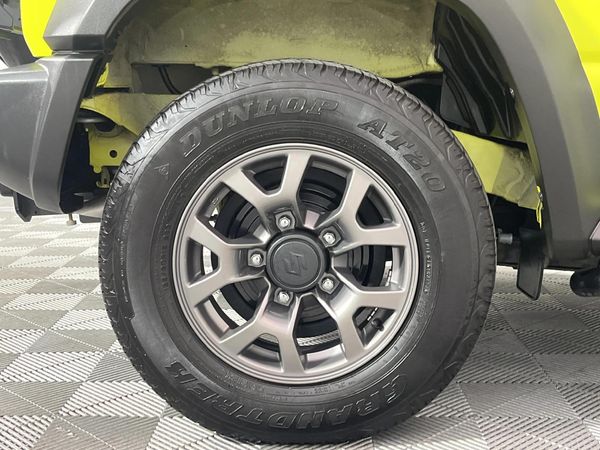 2023-Suzuki-Jimny-15-GLX-Auto image:5