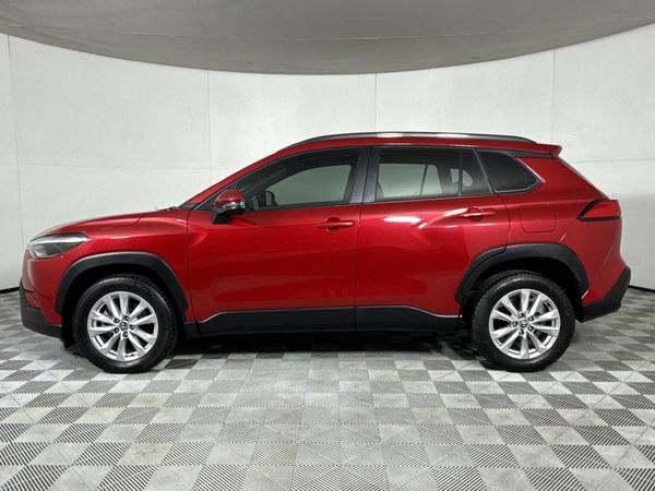 2022-Toyota-Corolla-Cross-18-XS image:16