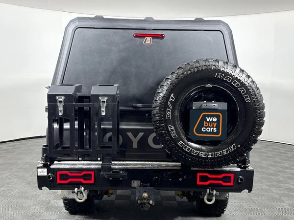 2015-Toyota-Land-Cruiser-79-45-D-Double-Cab image:16