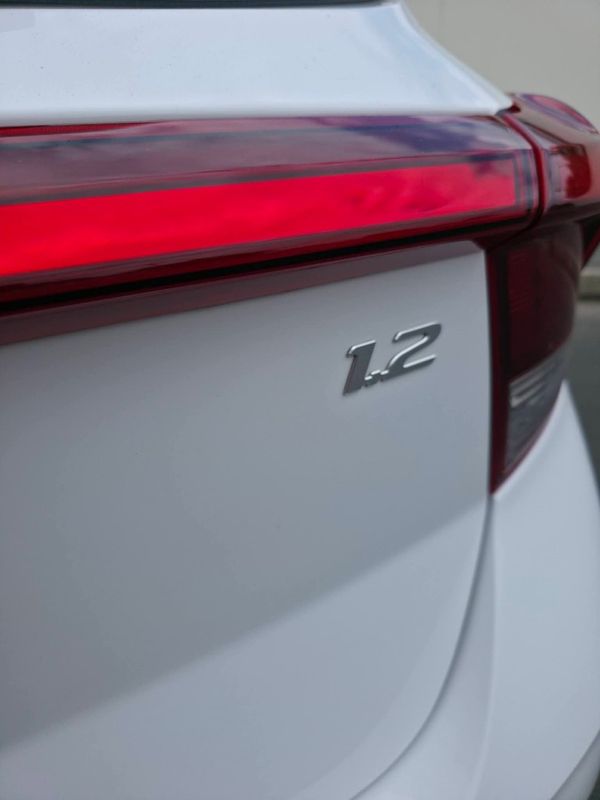 2024-Hyundai-Grand-i10-12-Fluid image:13