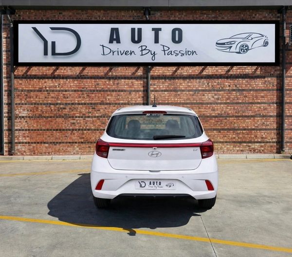 2024-Hyundai-Grand-i10-12-Fluid image:3