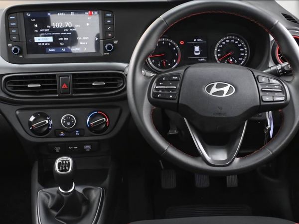 2024-Hyundai-Grand-i10-12-Fluid image:6