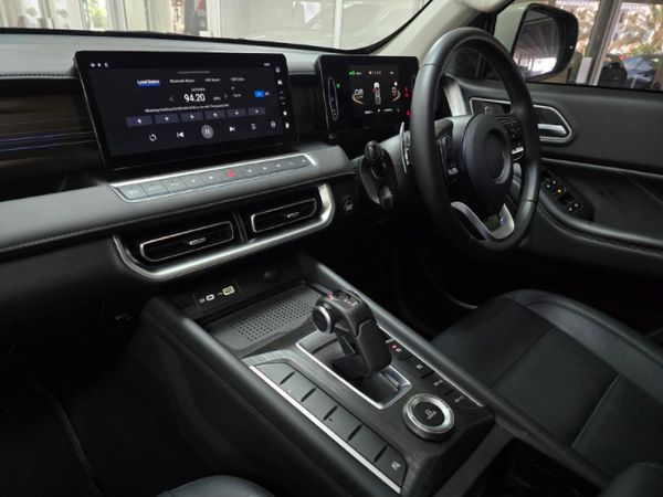 2026-GWM-P-Series-P300-24TD-LT-Double-Cab-Auto image:18