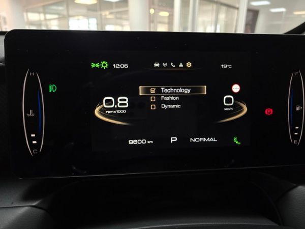 2026-GWM-P-Series-P300-24TD-LT-Double-Cab-Auto image:28