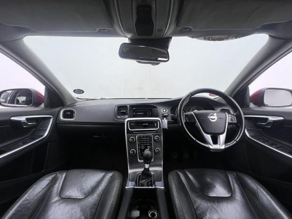 2013-Volvo-S60-T3-Elite image:10