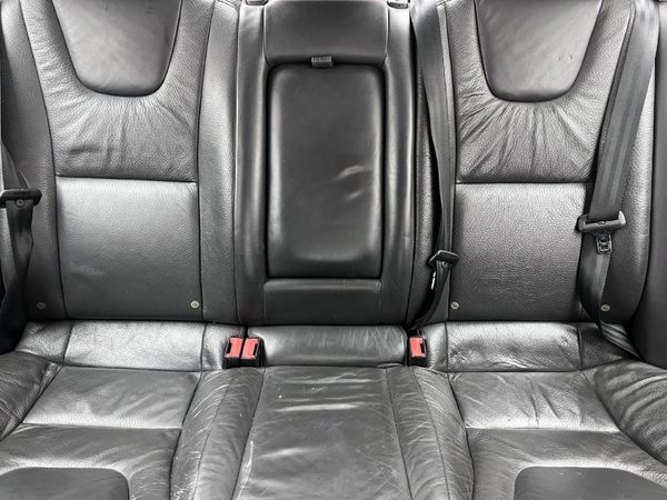 2013-Volvo-S60-T3-Elite image:13