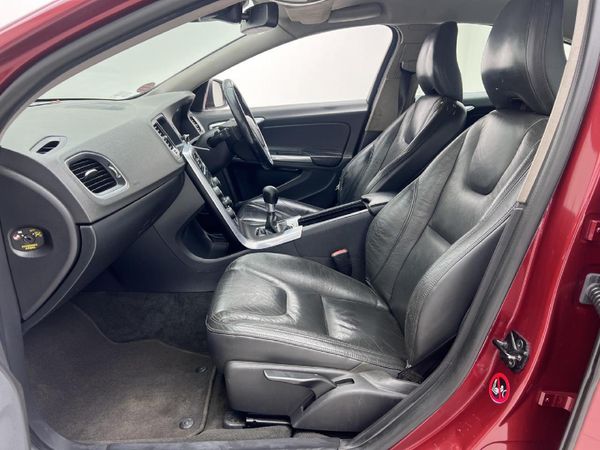 2013-Volvo-S60-T3-Elite image:6