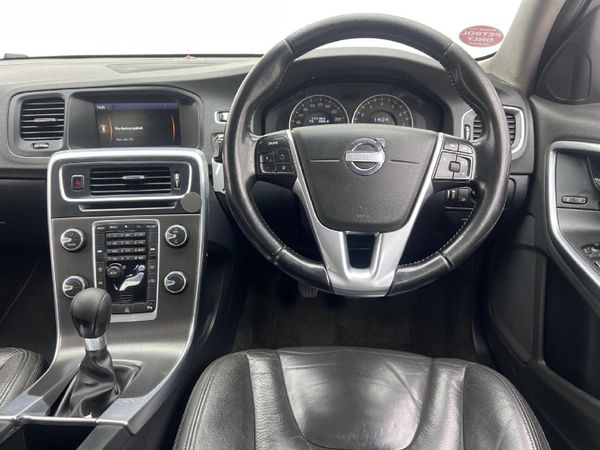 2013-Volvo-S60-T3-Elite image:8