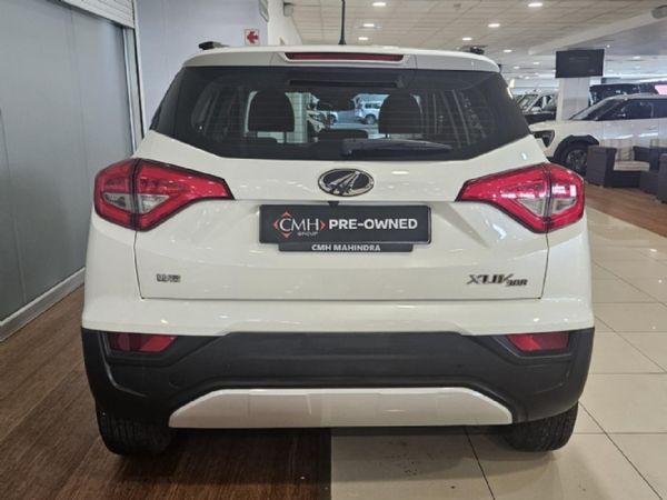 2024-Mahindra-XUV-300-12T-W8 image:3