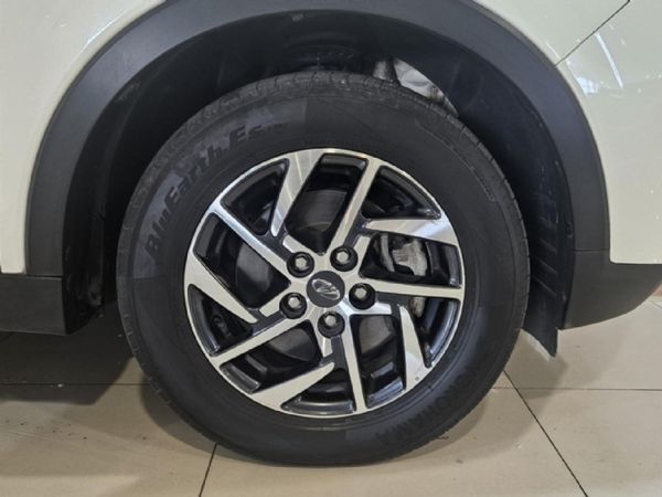 2024-Mahindra-XUV-300-12T-W8 image:5