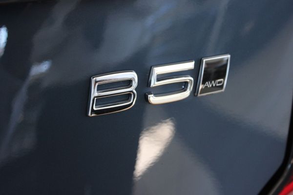 2026-Volvo-XC90-B5-AWD-Ultra-Dark image:8