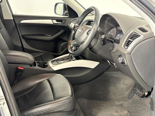 2017-Audi-Q5-20-TDI-quattro-S-Auto image:9