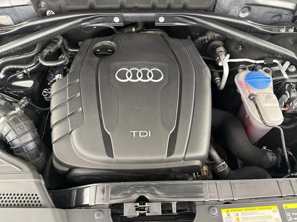 2017-Audi-Q5-20-TDI-quattro-S-Auto image:13