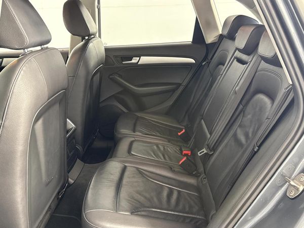 2017-Audi-Q5-20-TDI-quattro-S-Auto image:3