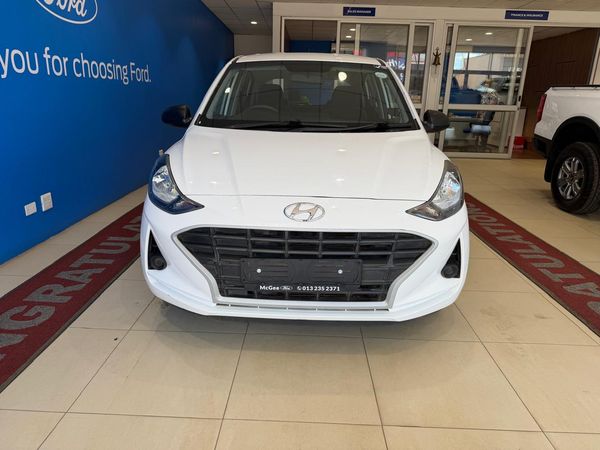 2022-Hyundai-Grand-i10-10-Motion image:2