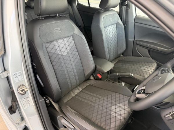 2026-Volkswagen-T-Cross-10-TSI-R-Line-Auto image:6