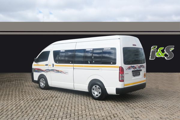 2021-Toyota-Quantum-25-D-4D-Sesfikile-16-seat image:1
